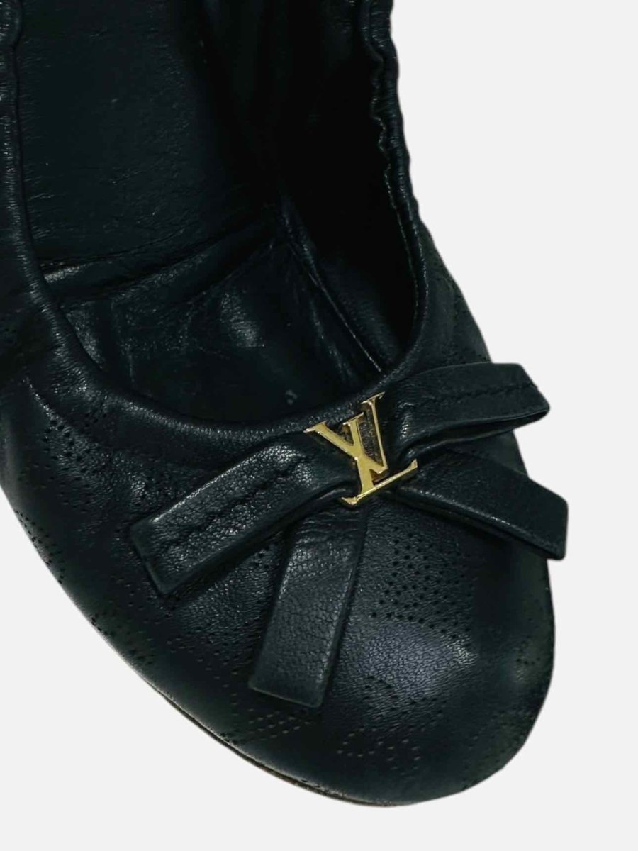 Pre - loved LOUIS VUITTON Scrunch Black Ballerinas at Reems Closet