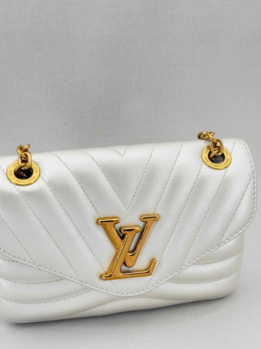 Pre - loved LOUIS VUITTON Wave Silver Quilted Shoulder Bag at Reems Closet