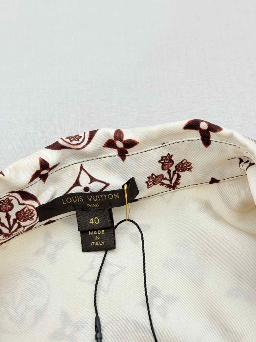 Pre - loved LOUIS VUITTON White w/ Brown Monogram Size US 4 Shirt at Reems Closet