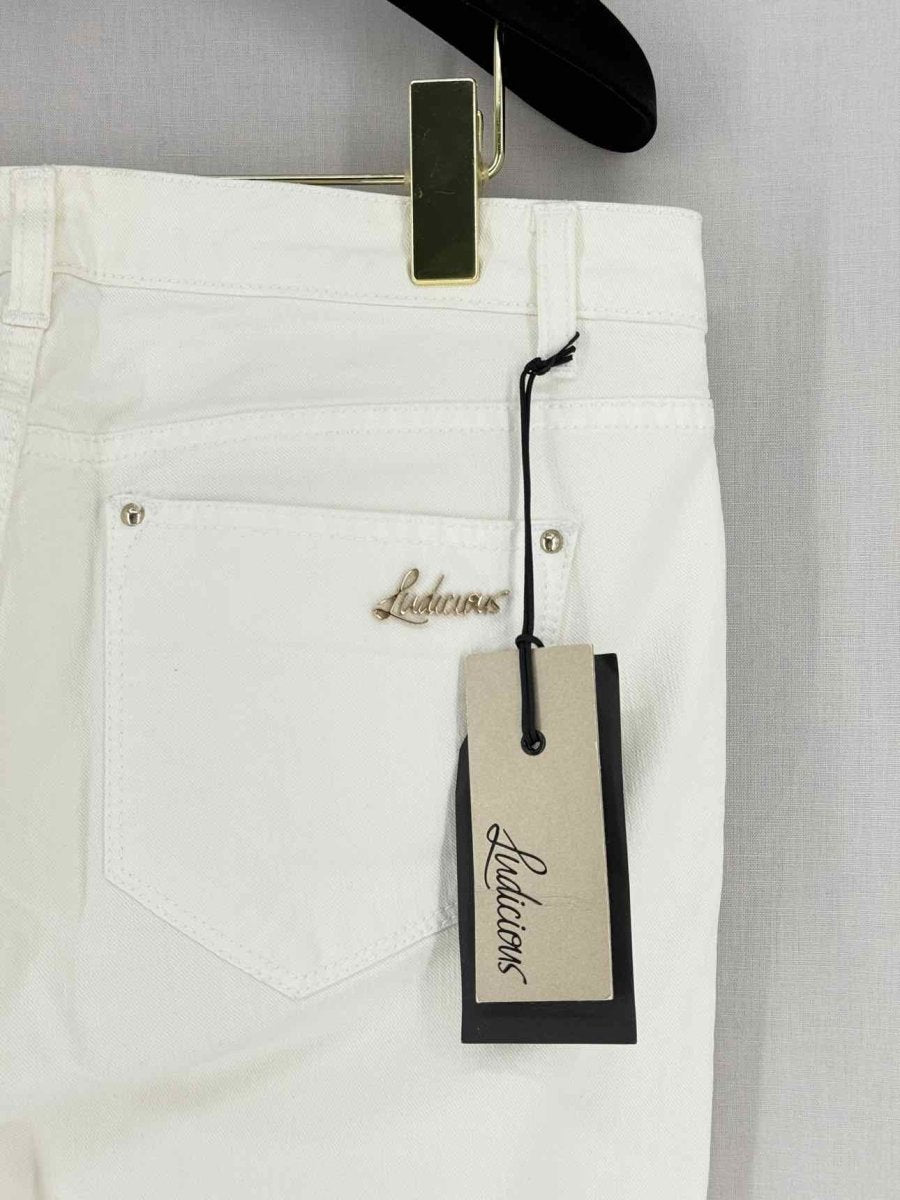 Pre - loved LUDICIOUS Straight Leg White Size 31 Jeans at Reems Closet