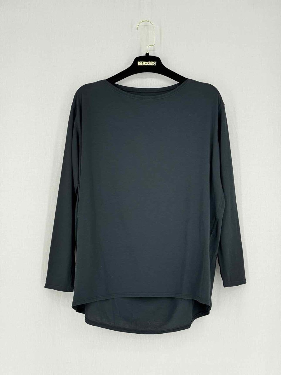 Pre - loved LULULEMON Black Size Medium Top at Reems Closet