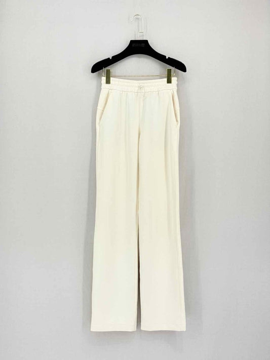 Pre-loved LULULEMON Cream Size Small Pants at Reems Closet