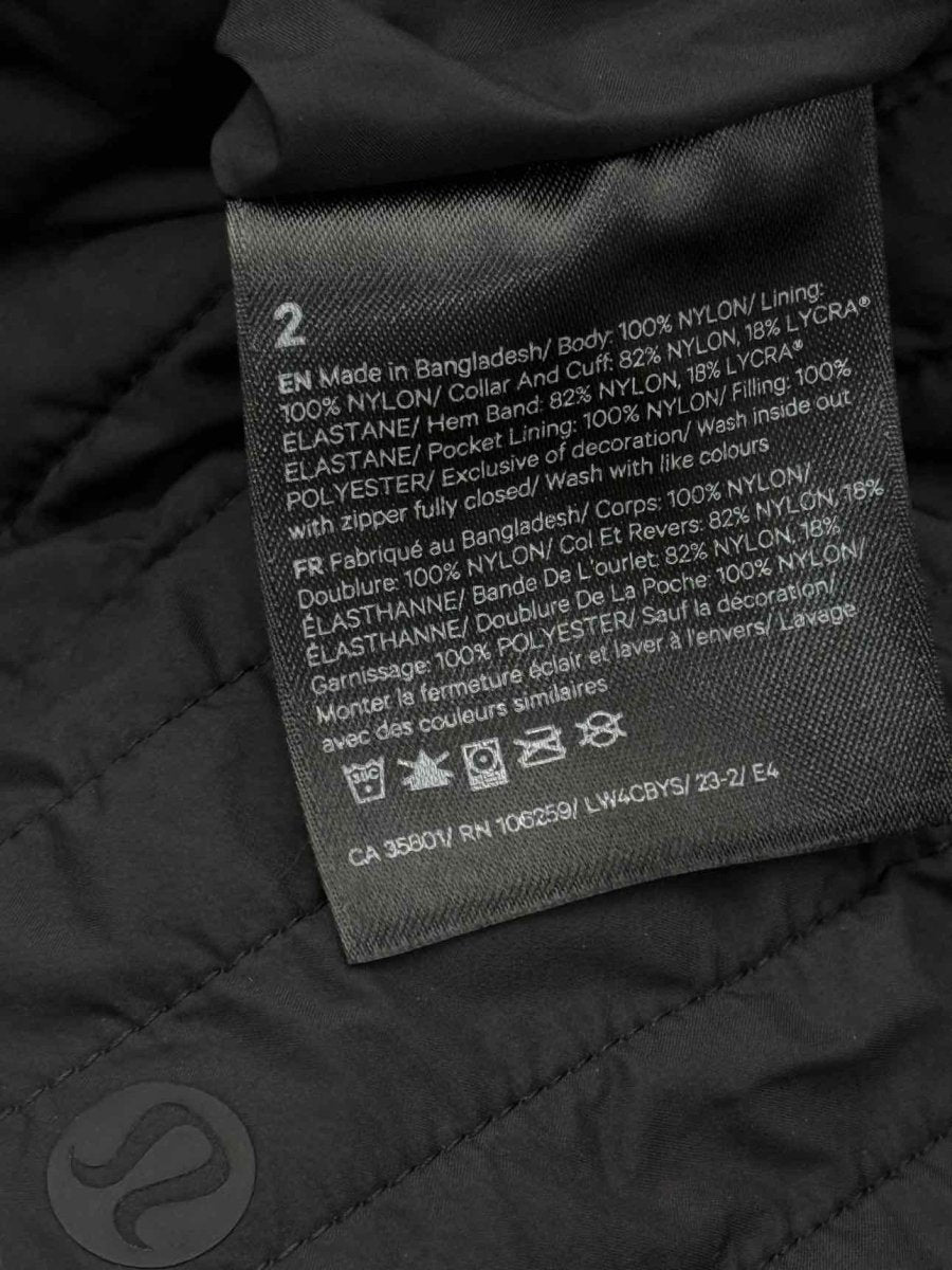 Pre - loved LULULEMON Reversible Black Size XSmall Jacket at Reems Closet