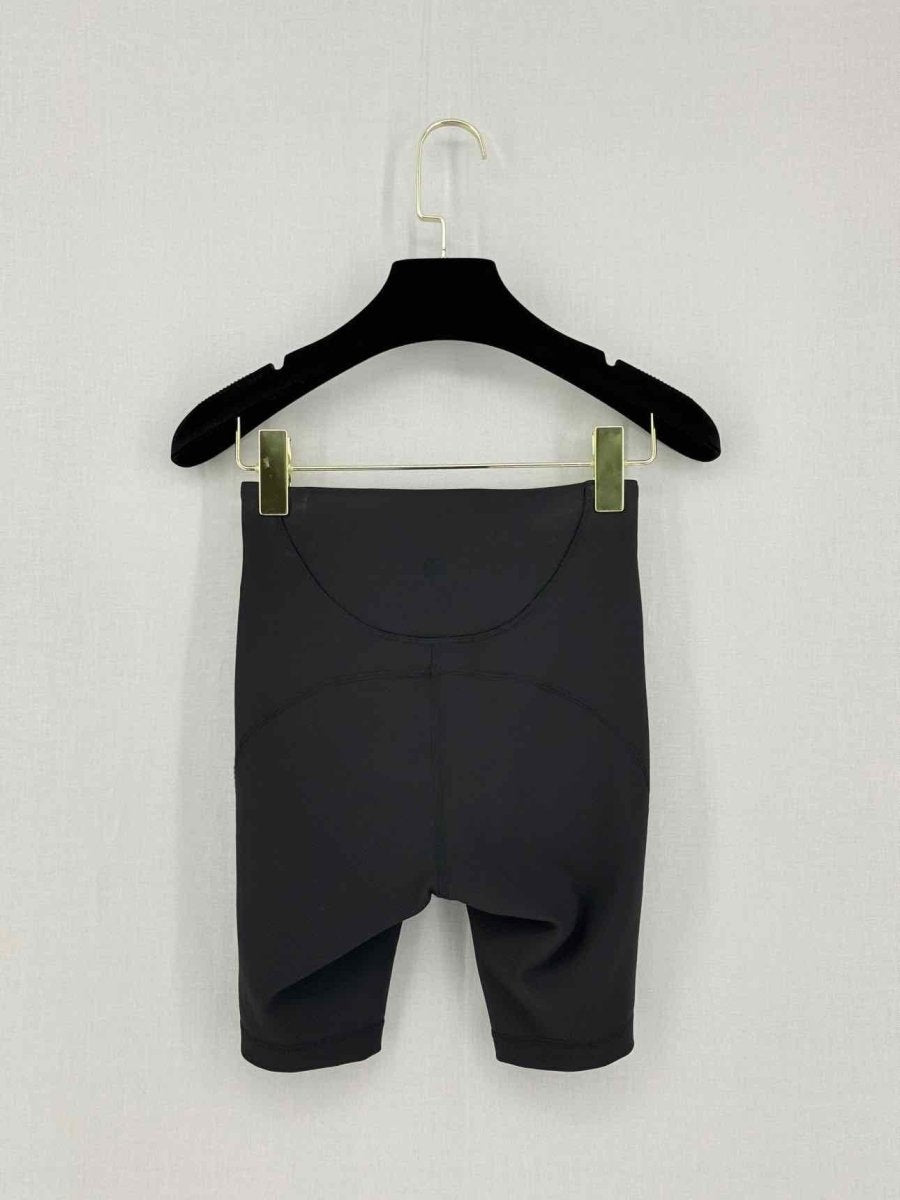 Pre-loved LULULEMON Swift Speed Black Size Small Shorts at Reems Closet