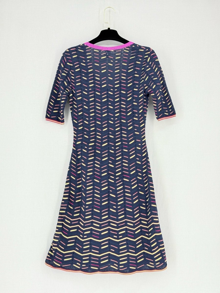 Pre - loved M MISSONI Size US 4 Knee Length Dress at Reems Closet