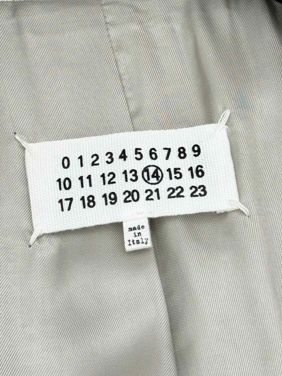 Pre-loved MAISON MARGIELA 2017 White & Grey Size US 0 Coat at Reems Closet