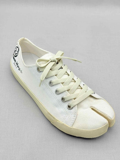 Pre-loved MAISON MARGIELA Off-white Size EU 39 Sneakers at Reems Closet