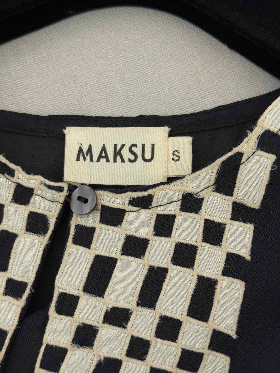 Pre - loved MAKSU Black & White Printed Size Small Midi Dress at Reems Closet