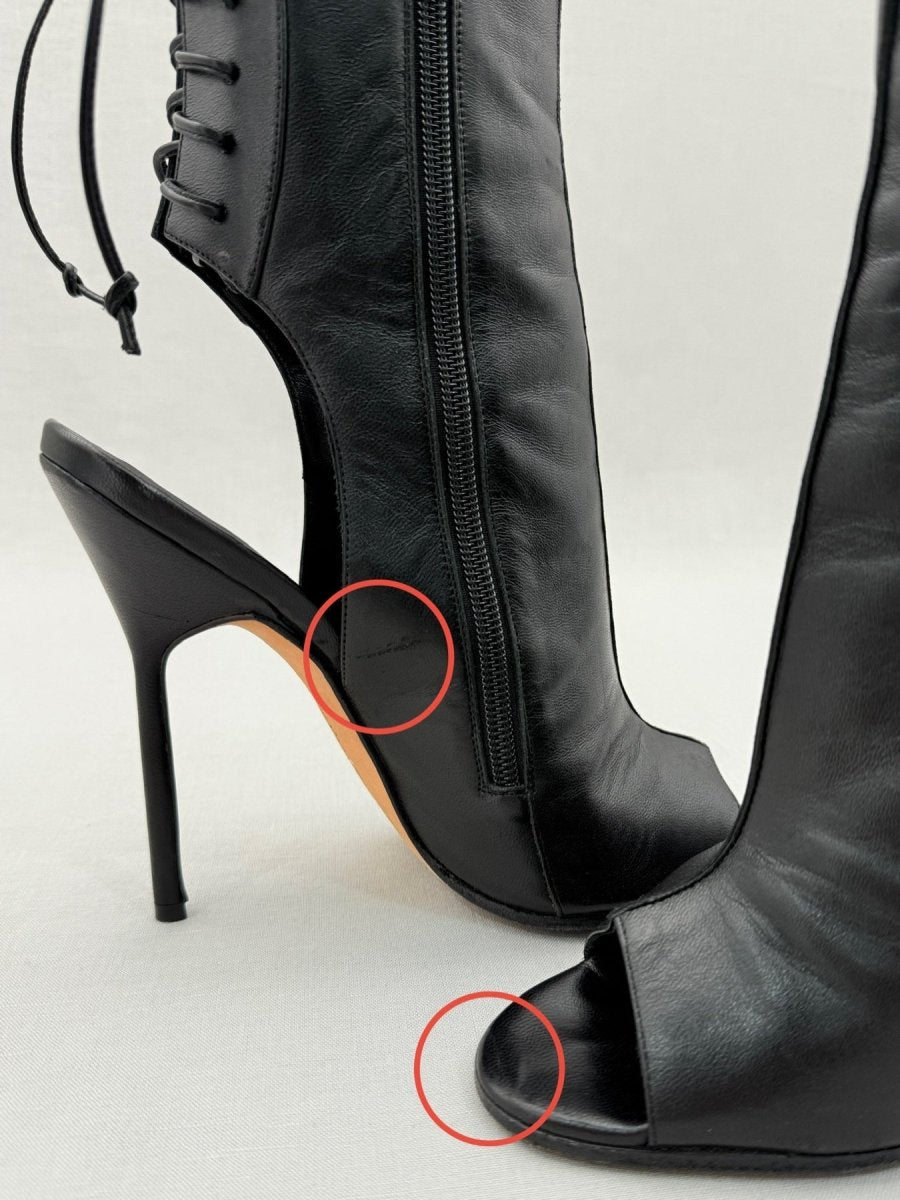 Pre - loved MANOLO BLAHNIK Bellanto Black Size EU 38 Booties at Reems Closet