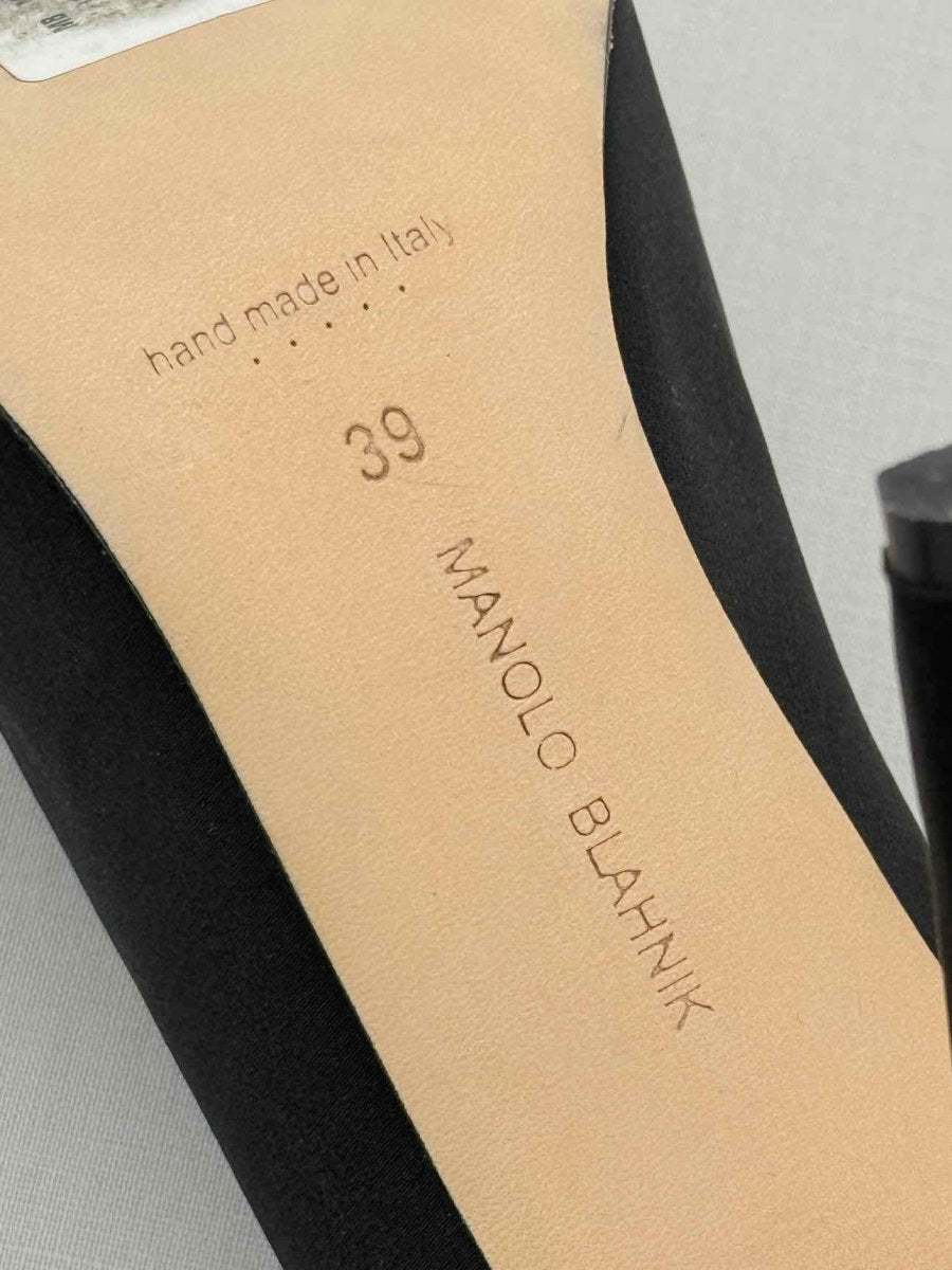 Pre - loved MANOLO BLAHNIK Black Size EU 39 Pumps at Reems Closet