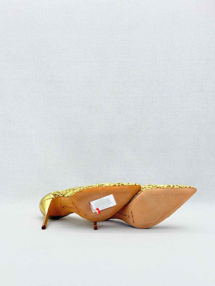 Pre - loved MANOLO BLAHNIK Gold Size EU 39 Pumps at Reems Closet