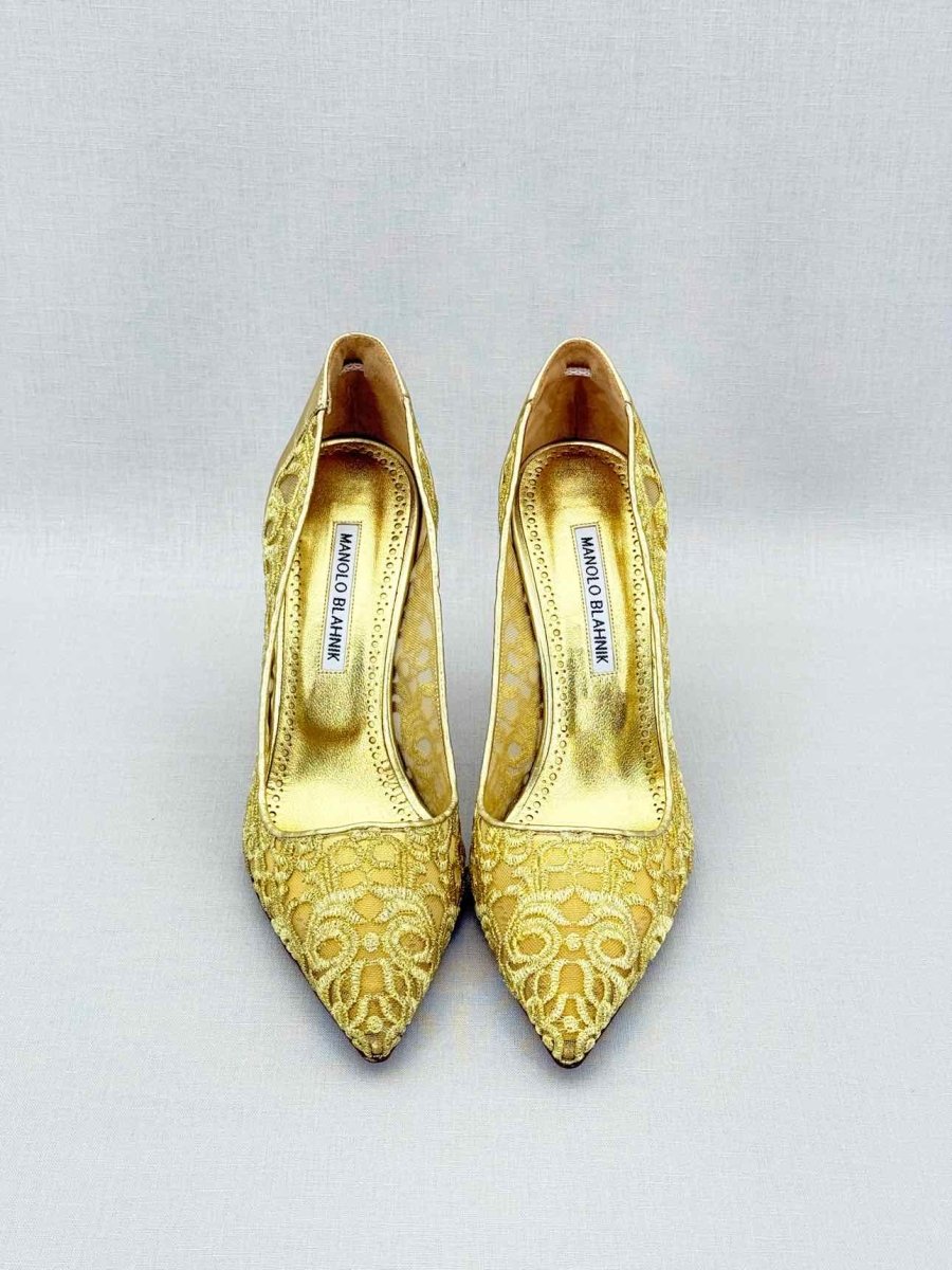 Pre - loved MANOLO BLAHNIK Gold Size EU 39 Pumps at Reems Closet