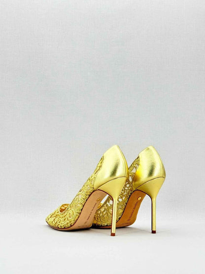 Pre - loved MANOLO BLAHNIK Gold Size EU 39 Pumps at Reems Closet