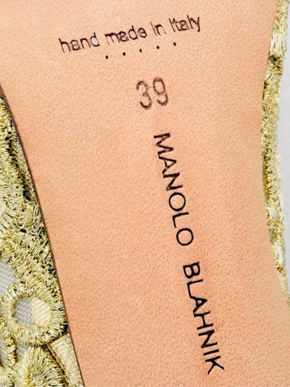 Pre - loved MANOLO BLAHNIK Gold Size EU 39 Pumps at Reems Closet