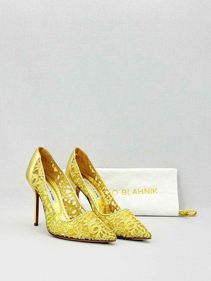 Pre - loved MANOLO BLAHNIK Gold Size EU 39 Pumps at Reems Closet