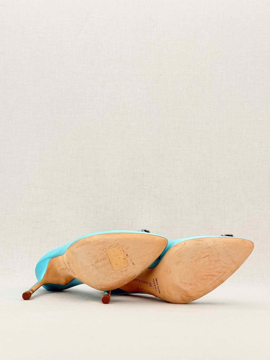 Pre - loved MANOLO BLAHNIK Hangisi Aqua Size EU 38 Pumps at Reems Closet