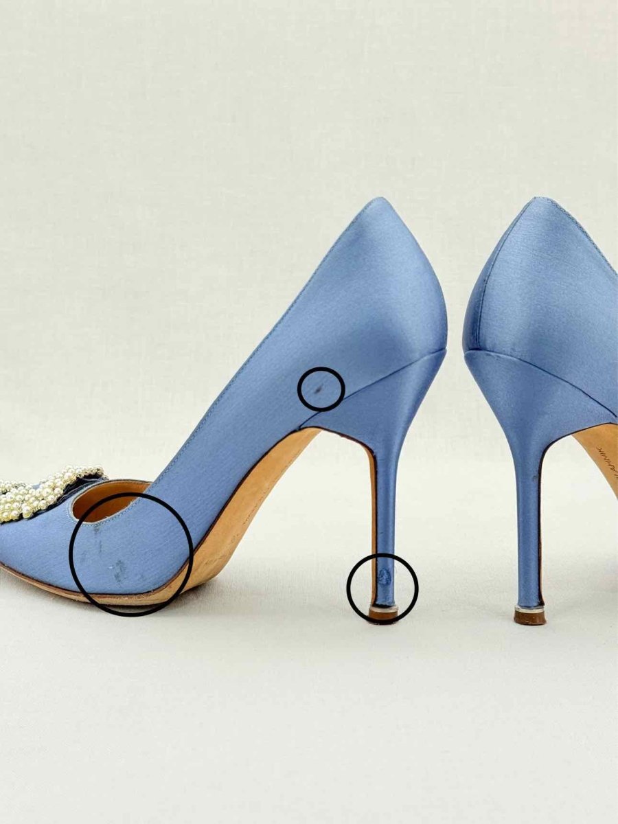 Pre - loved MANOLO BLAHNIK Hangisi Blue Size EU 38 Pumps at Reems Closet