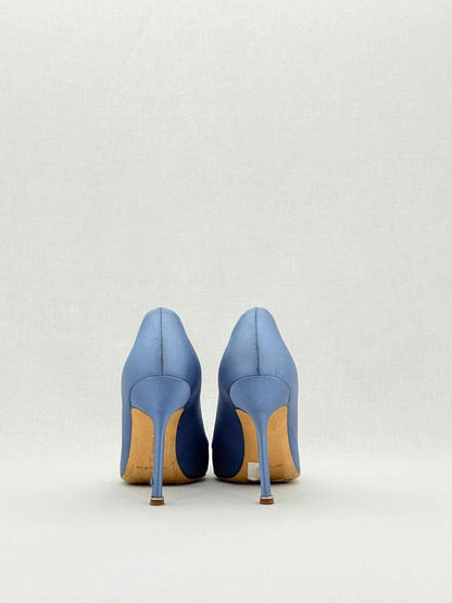 Pre - loved MANOLO BLAHNIK Hangisi Blue Size EU 38 Pumps at Reems Closet