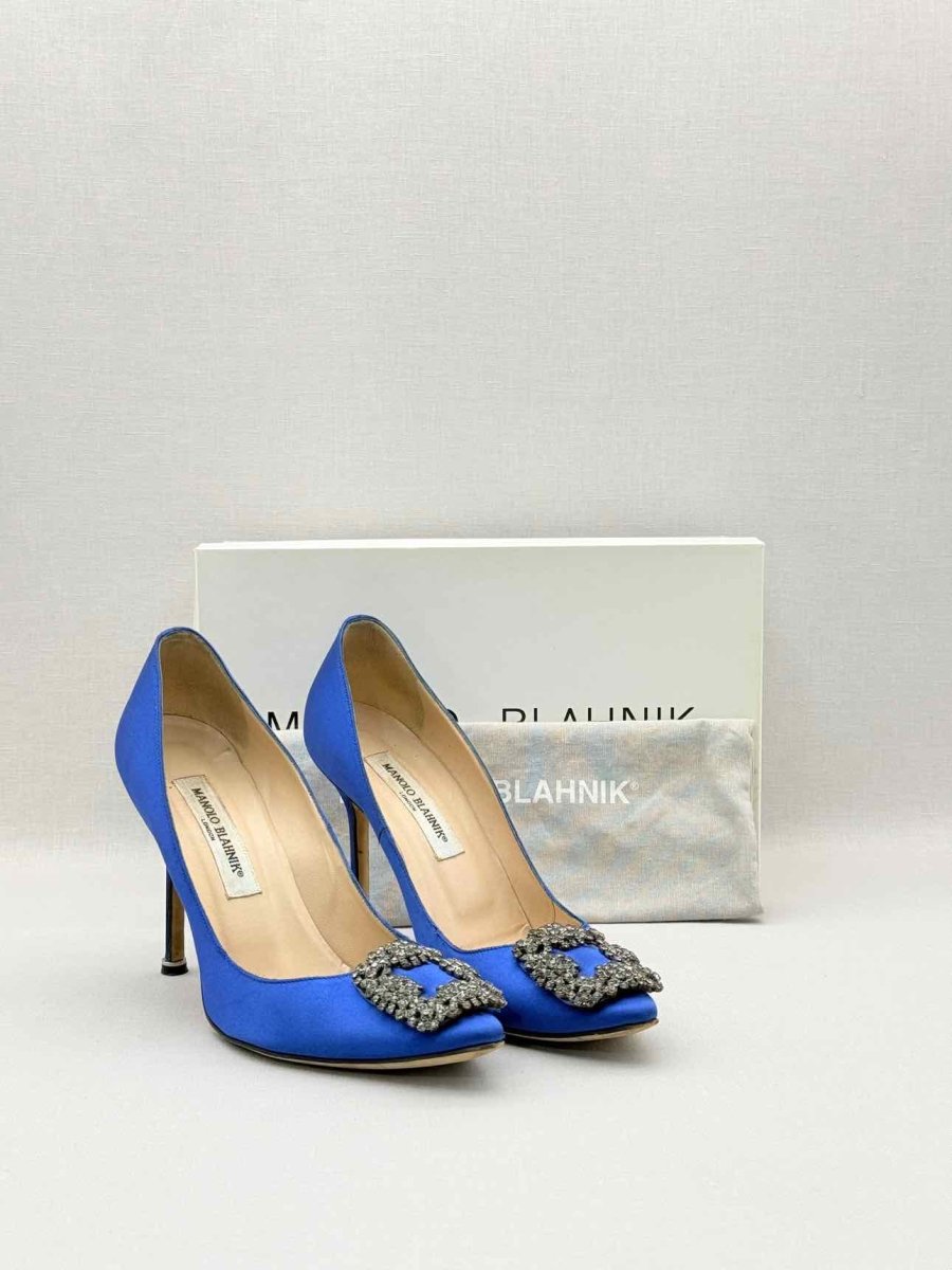 Pre-loved MANOLO BLAHNIK Hangisi Blue Size EU 38.5 Pumps at Reems Closet