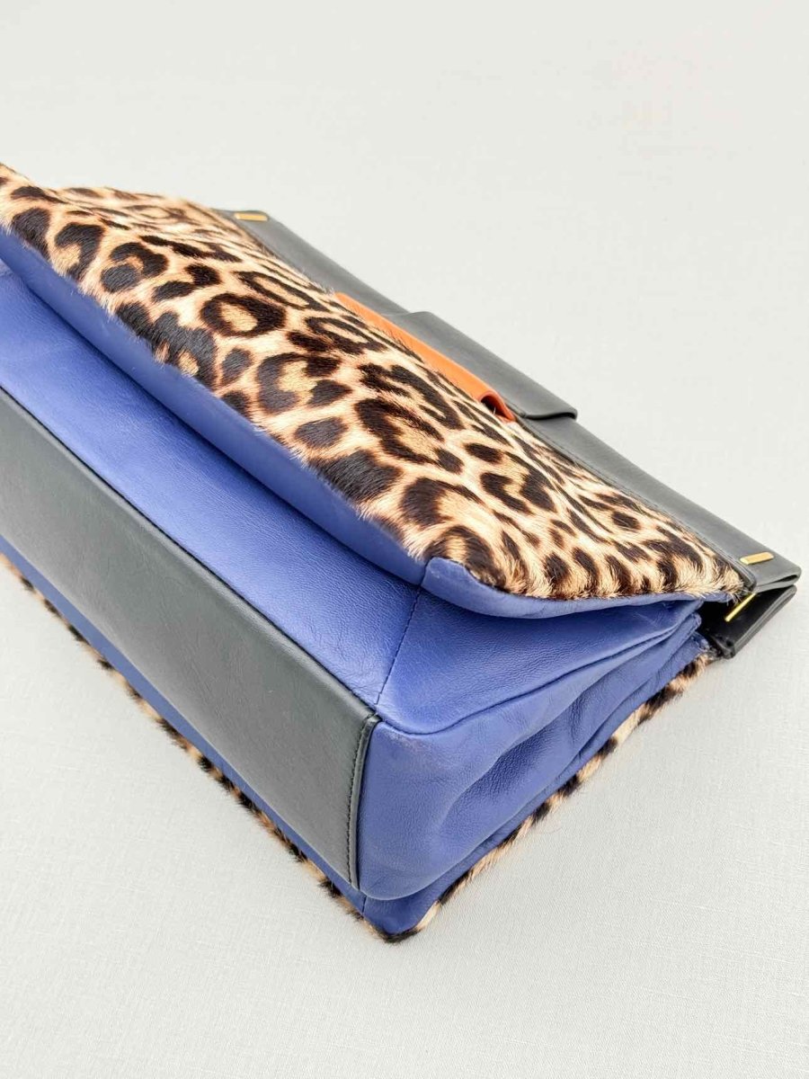 Pre - loved MARC BY MARC JACOBS Beige & Black Clutch at Reems Closet