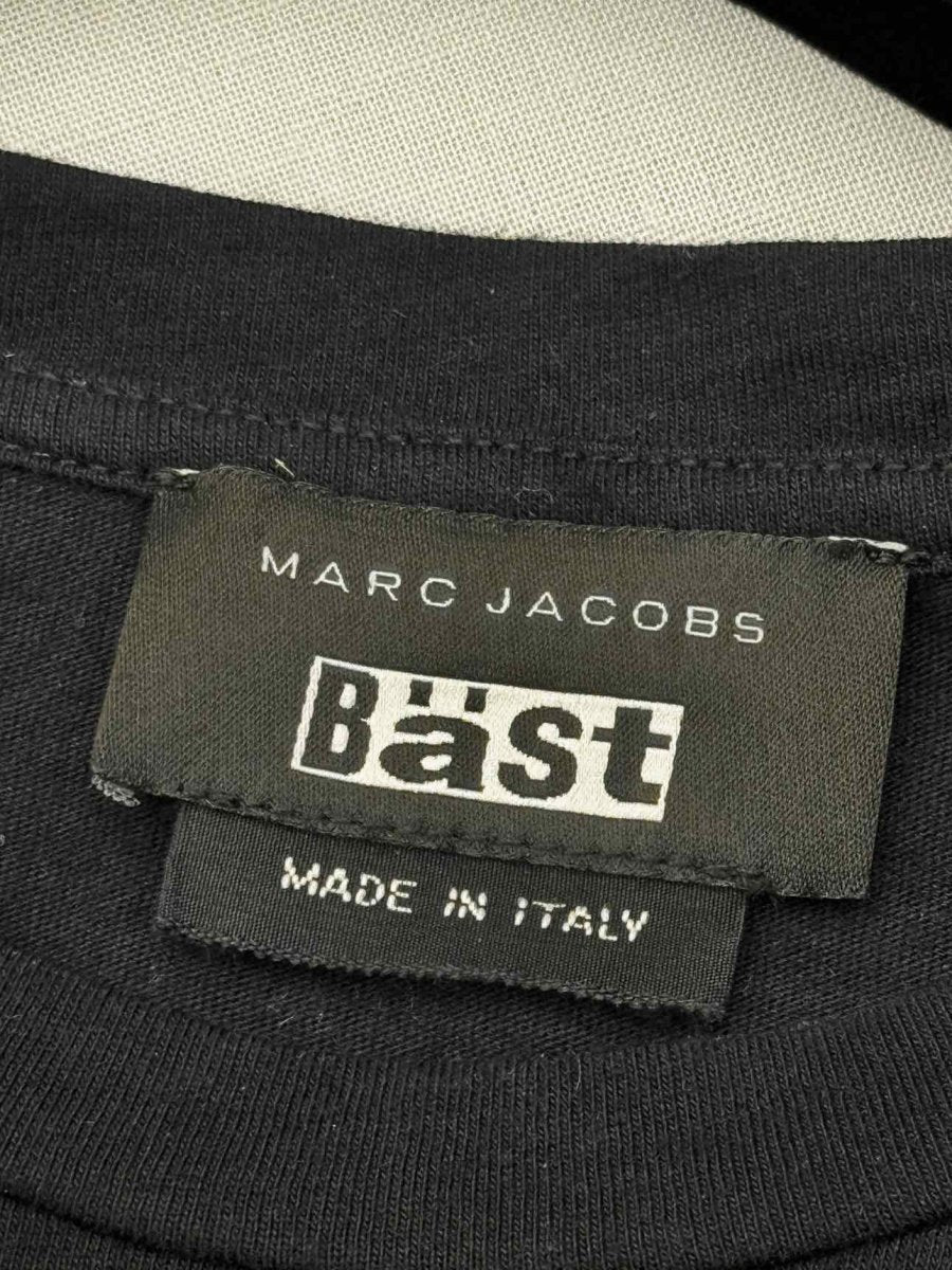 Pre - loved MARC JACOBS Black Multicolor Printed Size Small T-shirt at Reems Closet