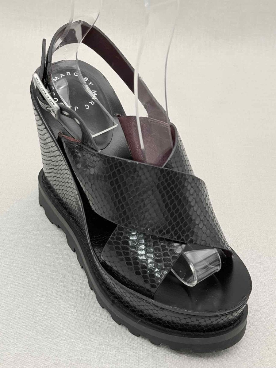 Pre - loved MARC JACOBS Black Python Embossed Size EU 37.5 Wedges at Reems Closet