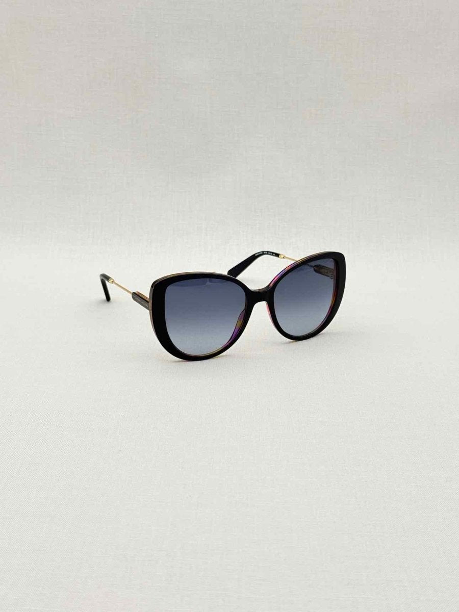 Pre - loved MARC JACOBS Black Sunglasses at Reems Closet