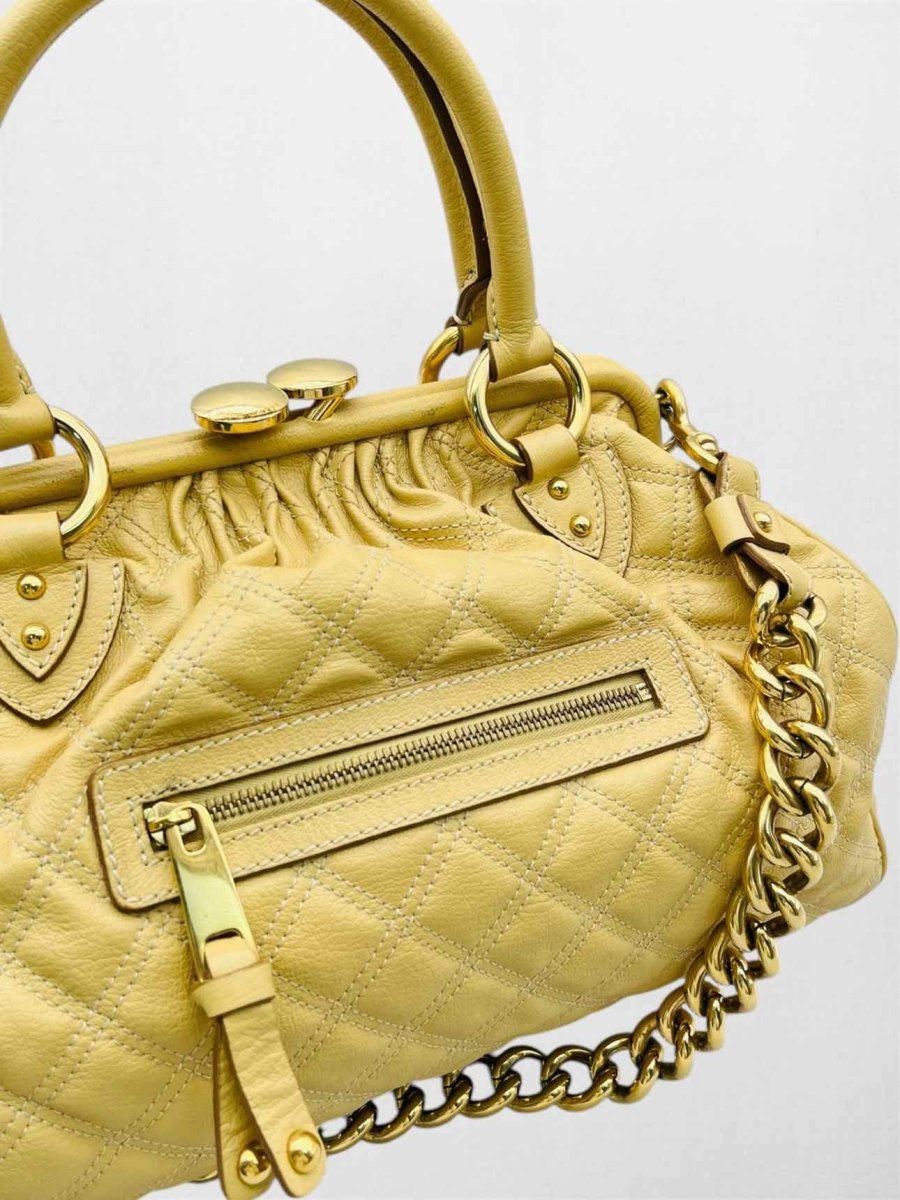 Pre-loved MARC JACOBS Stam Bag Beige Quilted Top Handle at Reems Closet