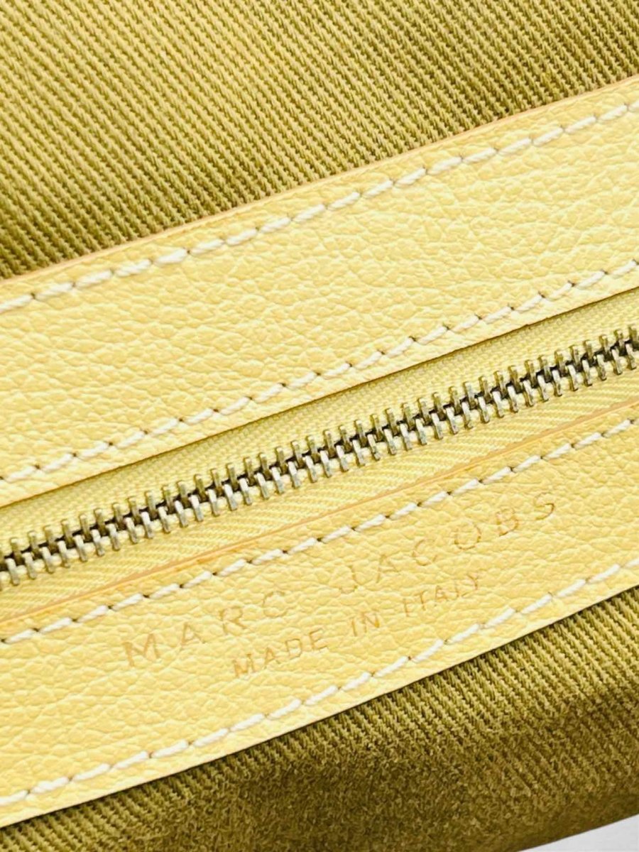 Pre-loved MARC JACOBS Stam Bag Beige Quilted Top Handle at Reems Closet
