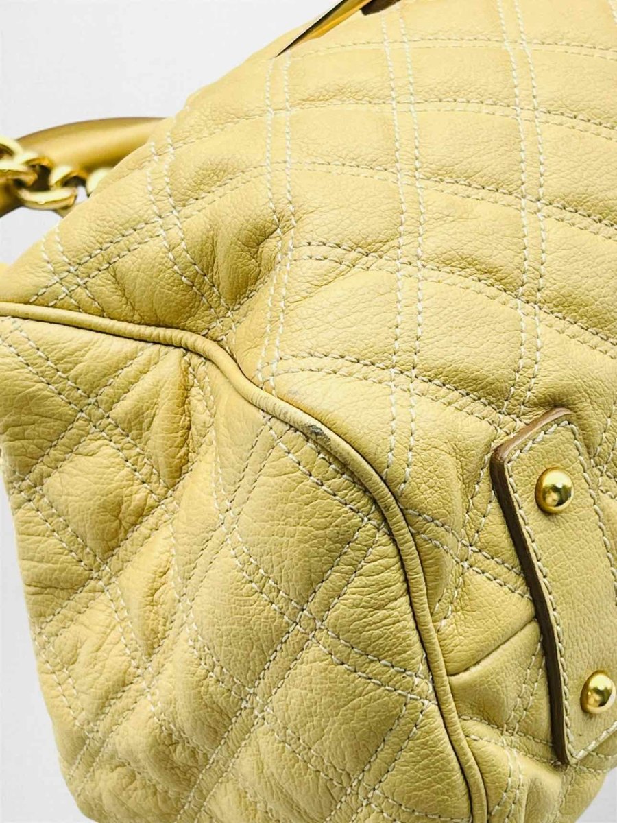 Pre-loved MARC JACOBS Stam Bag Beige Quilted Top Handle at Reems Closet
