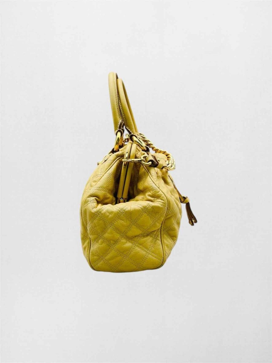 Pre-loved MARC JACOBS Stam Bag Beige Quilted Top Handle at Reems Closet