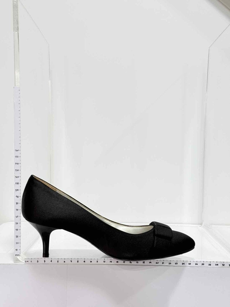 Pre-loved MARINA RINALDI Black Size EU 40 Pumps at Reems Closet