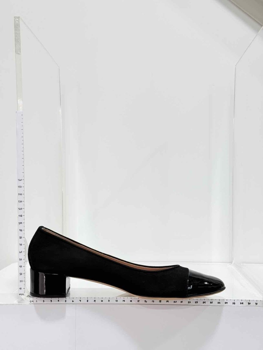 Pre-loved MARINA RINALDI Black Size EU 40 Pumps at Reems Closet