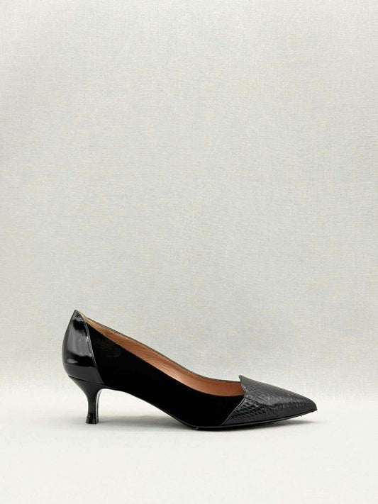 Pre-loved MARINA RINALDI Black Size EU 40 Pumps at Reems Closet