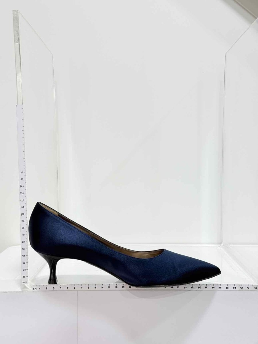 Pre-loved MARINA RINALDI Navy Blue Size EU 40 Pumps at Reems Closet