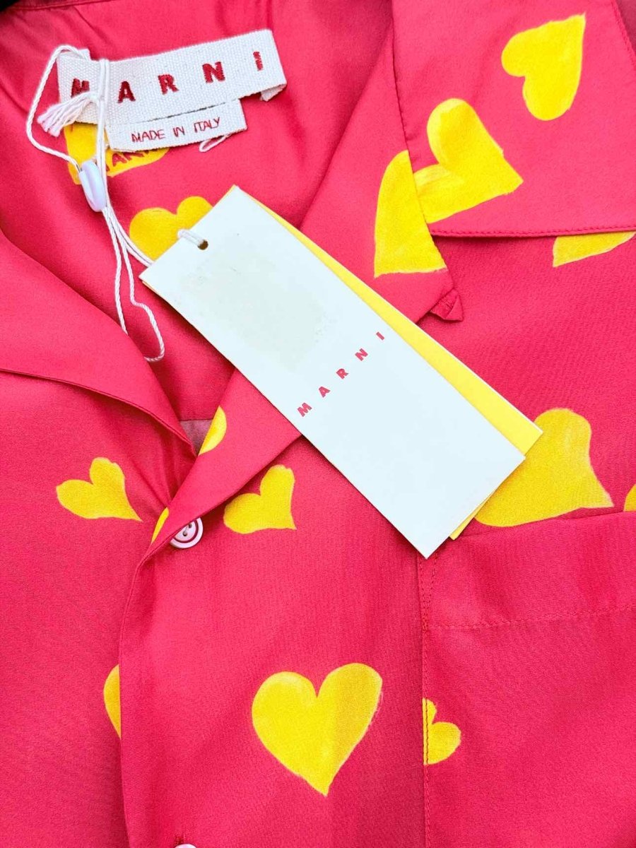 Pre - loved MARNI Bunch Of Hearts Red Heart Print Size XL Shirt at Reems Closet