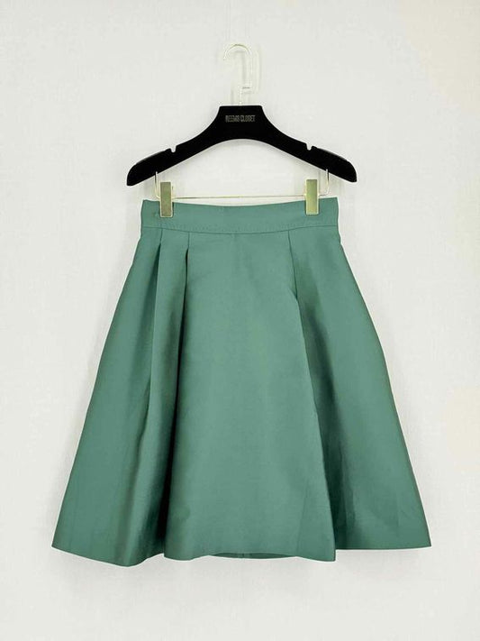 Pre-loved MAX MARA Green Pleated Size US 4 Knee Length Skirt at Reems Closet