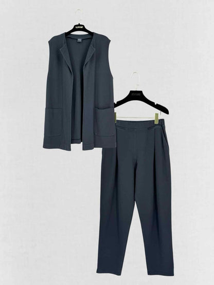 Pre-loved MAX MARA Navy Blue Size Large Outfit Set at Reems Closet