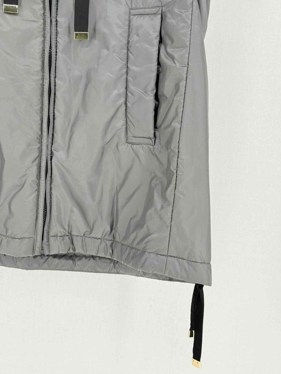 Pre - loved MAX MARA The Cube Grey Size US 8 Gilet at Reems Closet