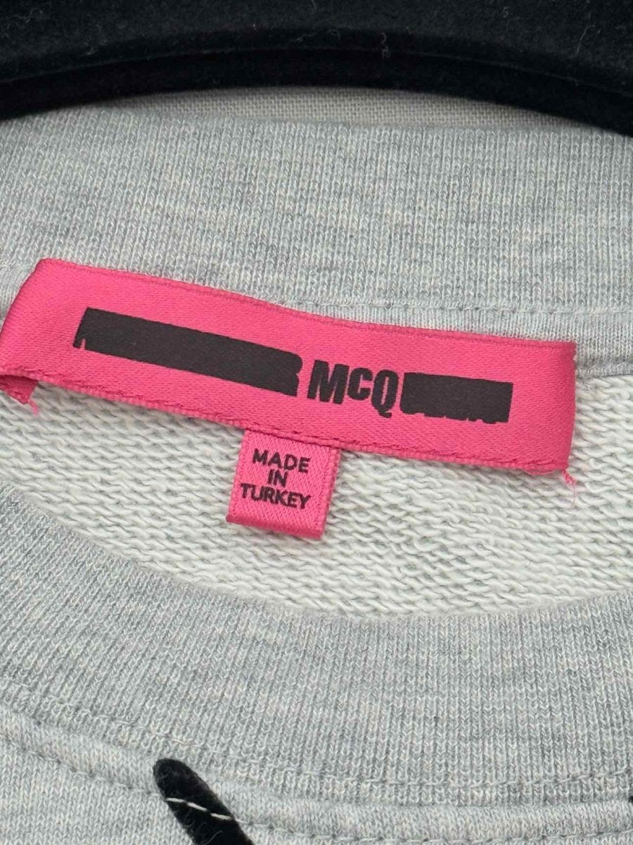 Pre - loved MCQ Grey W/ Black Size XLarge Sweatshirt at Reems Closet