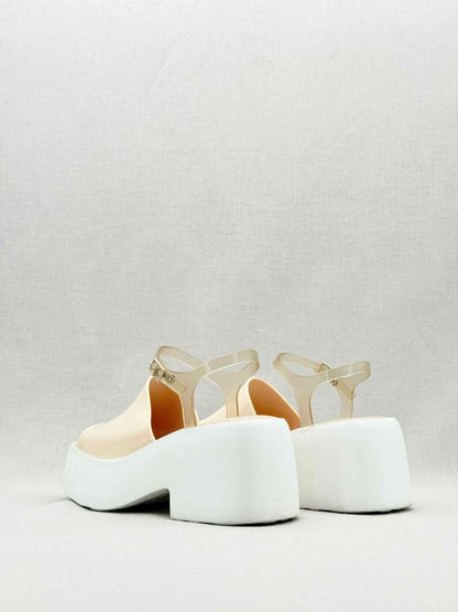 Pre - loved MELISSA Beige & White Size EU 39 Heeled Sandals at Reems Closet
