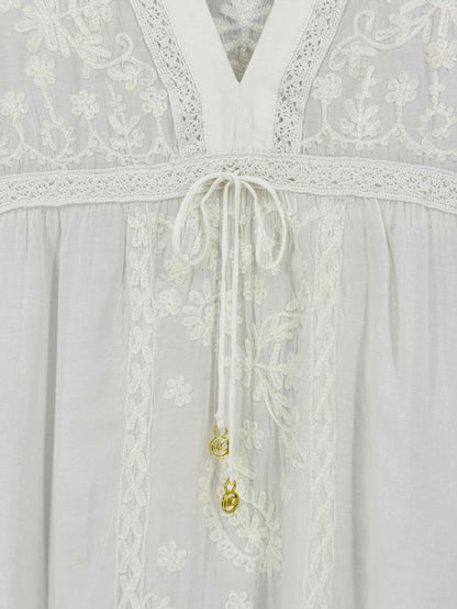 Pre-loved MELISSA ODABASH White Size Medium Short Dress at Reems Closet