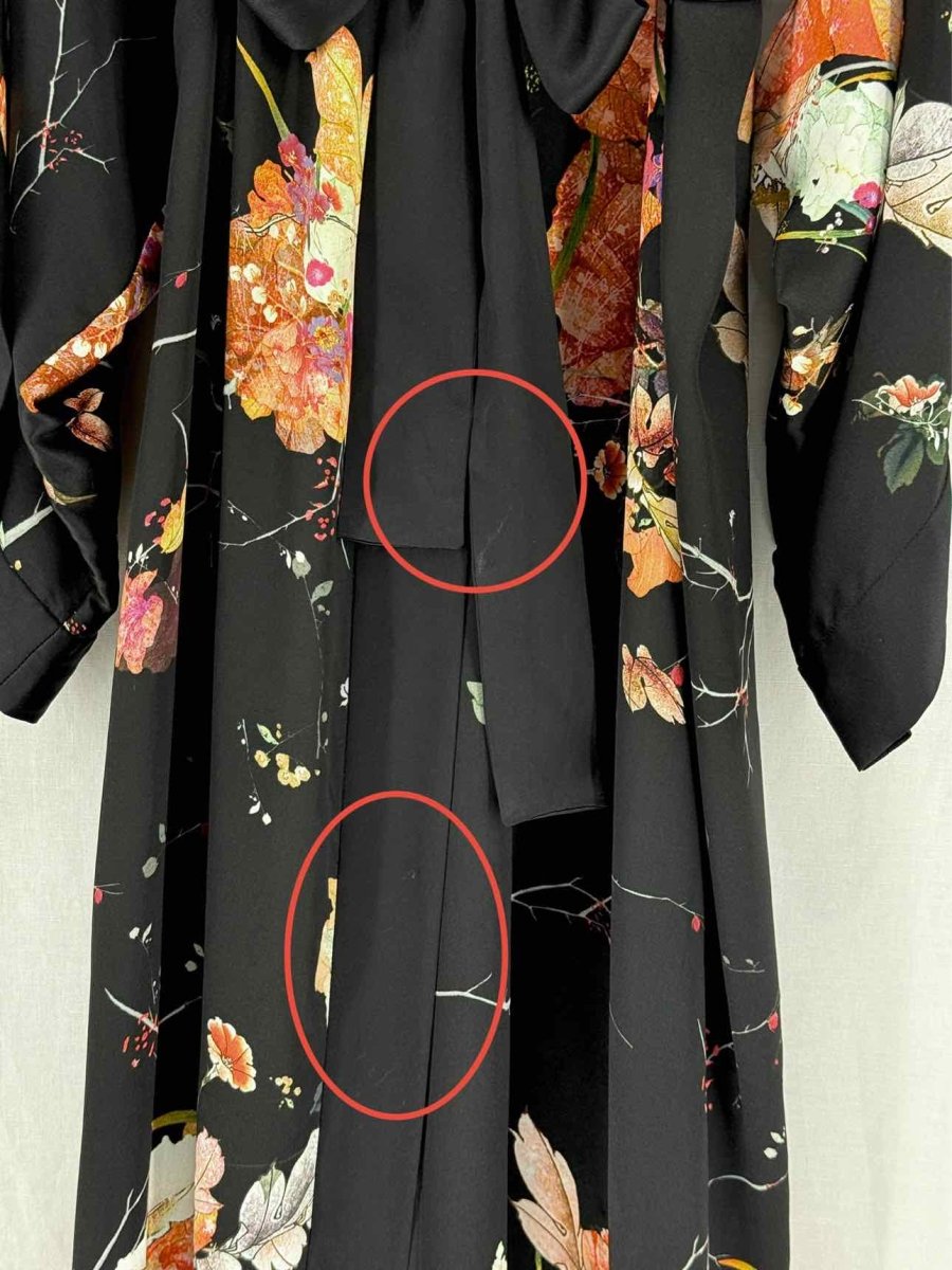 Pre - loved MENG Black Multicolor Floral Print Size One Size Robe at Reems Closet