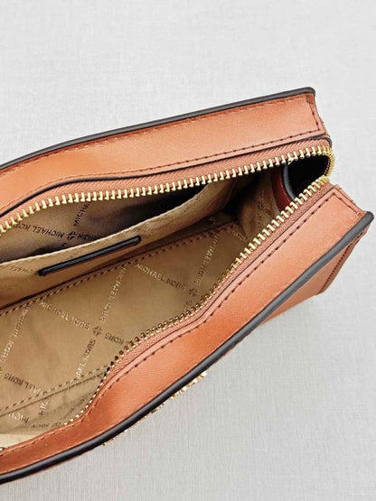 Pre - loved MICHAEL KORS Brown Crossbody at Reems Closet