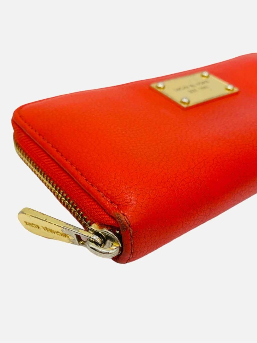Pre - loved MICHAEL KORS Jet Set Red Continental Wallet at Reems Closet