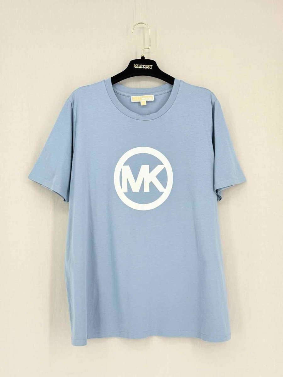 Pre-loved MICHAEL KORS Pale Blue Logo Print Size XLarge T-shirt at Reems Closet