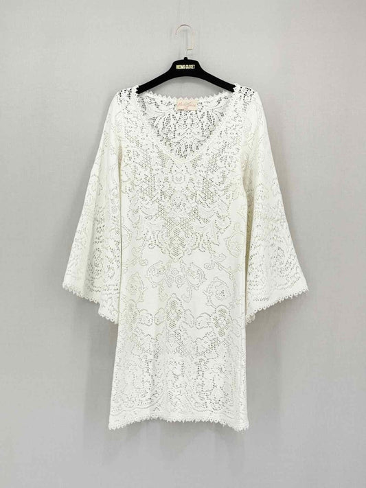 Pre-loved MISS JUNE White Size Small Coverup at Reems Closet
