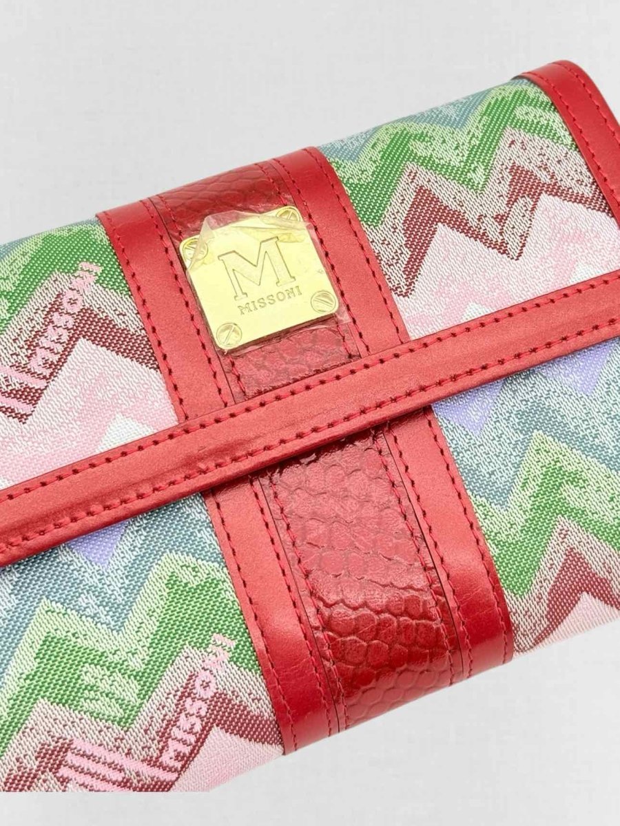 Pre - loved MISSONI Red Multicolor Zigzag Compact Wallet at Reems Closet
