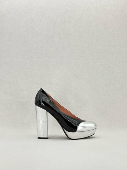 Pre - loved MIU MIU Black & Silver EU 40 Pumps at Reems Closet