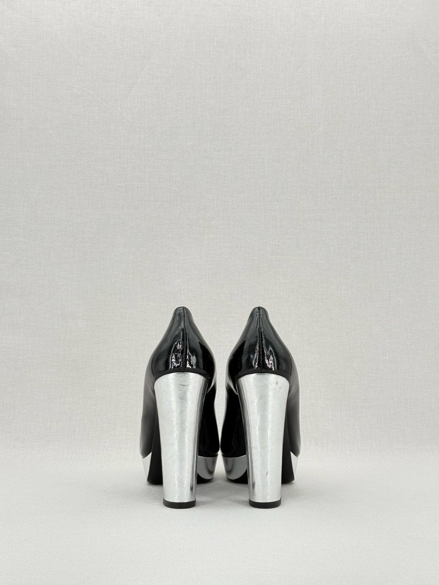 Pre - loved MIU MIU Black & Silver EU 40 Pumps at Reems Closet